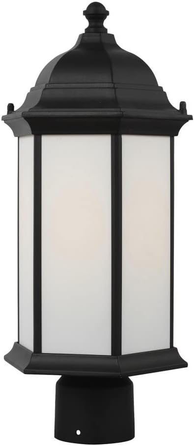 Sevier-1 Light Medium Outdoor Post Lantern in Traditional Style-8.13 Inch wide 17.75 Inch high-Blac