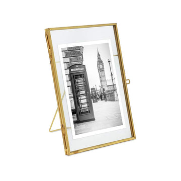 Jacobs 4x6 Gold Vertical Metal Floating Photo Frame, Locket Closure