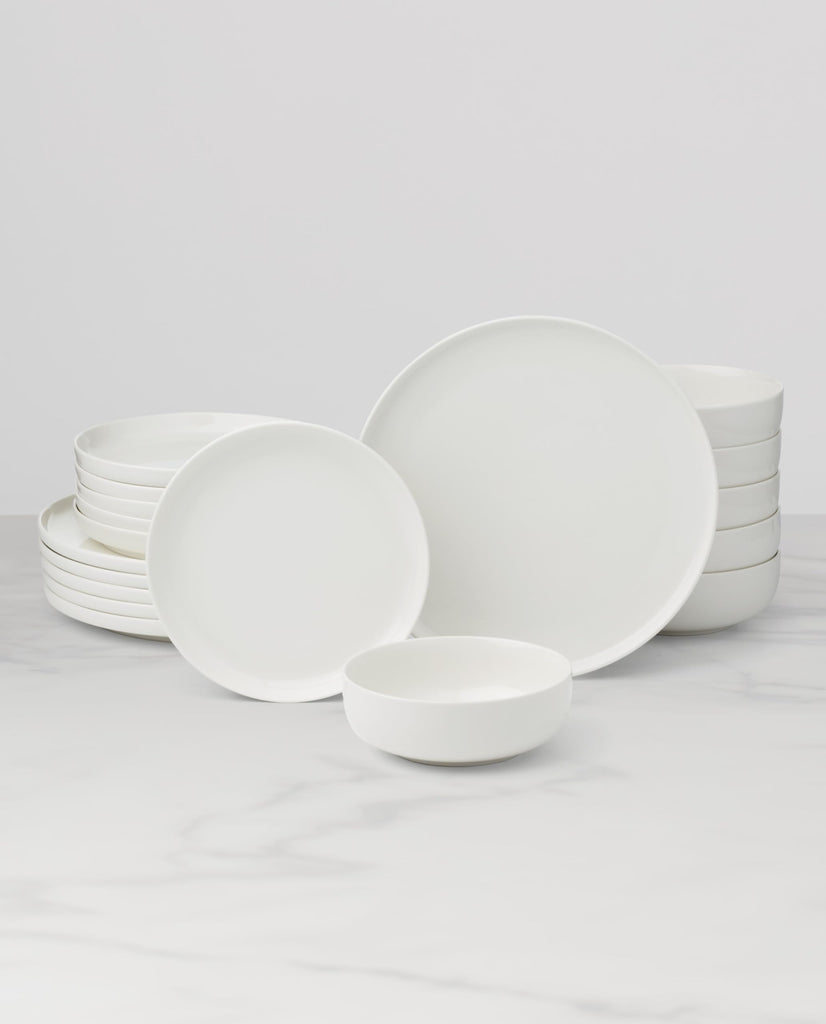 24 Seven White Porcelain 18-Piece Dinnerware Set for 6