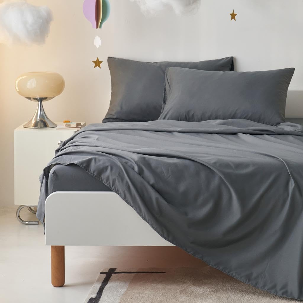 Race Car Bedding Set for Boys, Cute Colorful Sports Car Supercar Wheels Comforter Set with Sheets, 5 Pieces Kids Bed