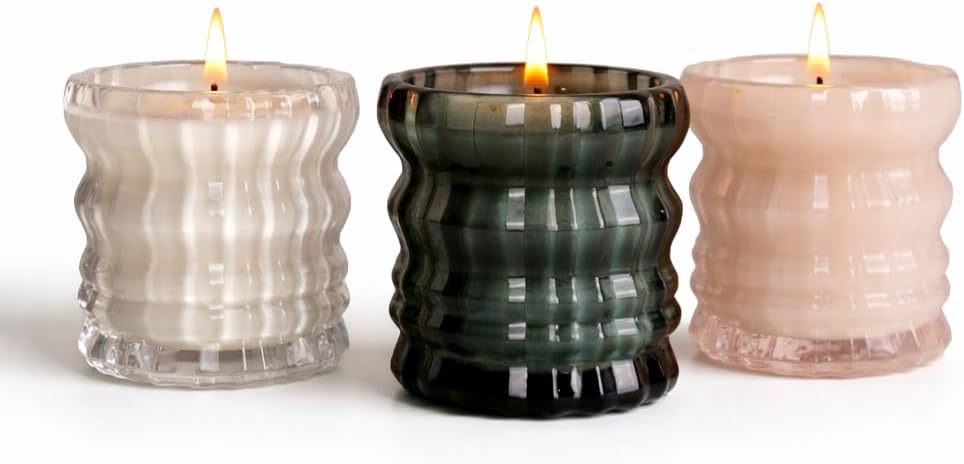 Luxury Candle Trio Set - Noël, Noix & Holly - 3 x 4 oz Scented Candles - 20+ Hours Burn Time Each - Coconut Soy Wax