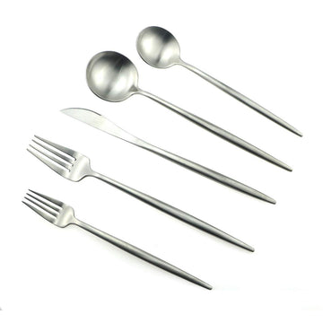 20 Pieces Matte Flatware Set, 18/10 Stainless Steel Cutlery Sets Including Knife Fork Spoon w/ Drinking Straw