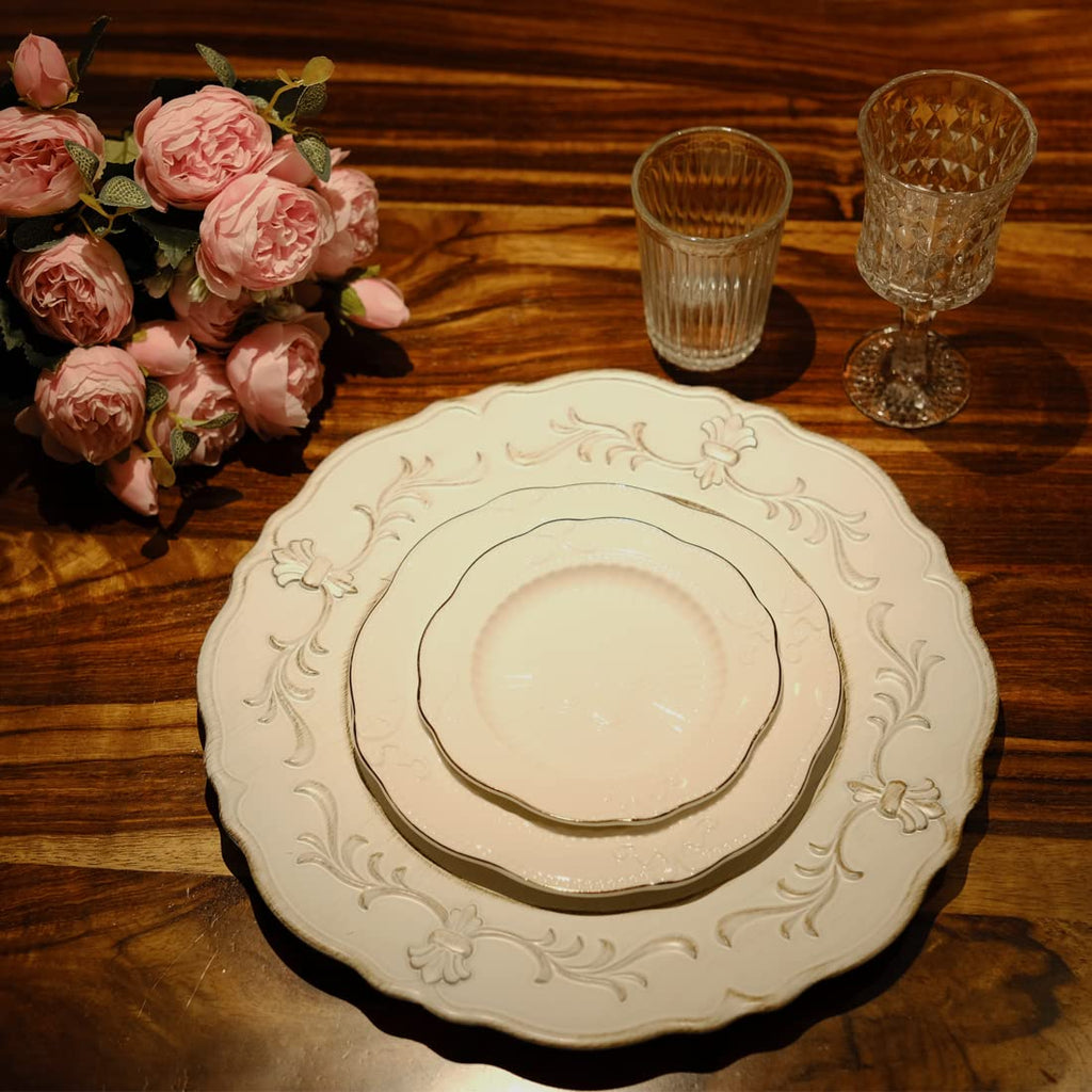 White Antique Charger Plate, 13" Embossed Plastic Table Plate Chargers for Dinner, Set of 6 Elegant Decorations for