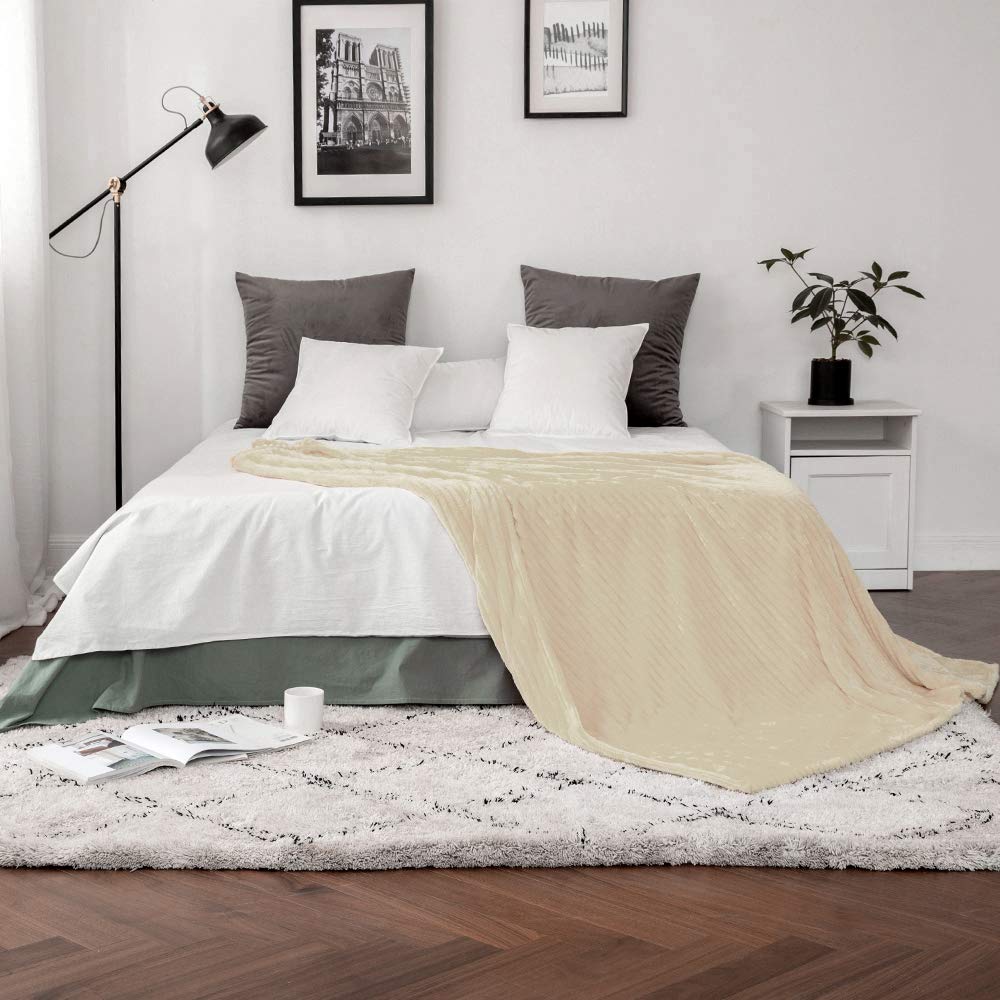 Fleece Throw Blanket with Stripe Pattern Fuzzy Flannel Beige Blanket for Couch Plush Warm Cozy Bed Blanket Boho Decor