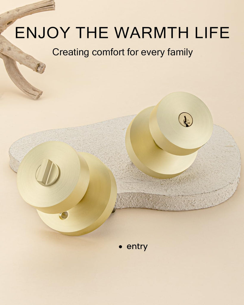 Exterior Gold Door Knob with Lock and Key 1 Pack