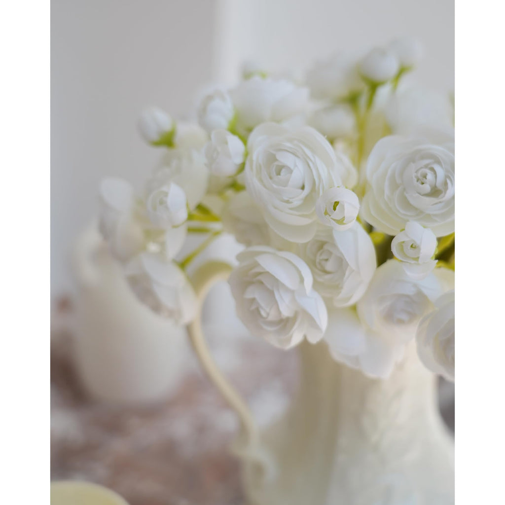 Artificial Ranunculus Flowers White Silk Flowers 18 Pcs