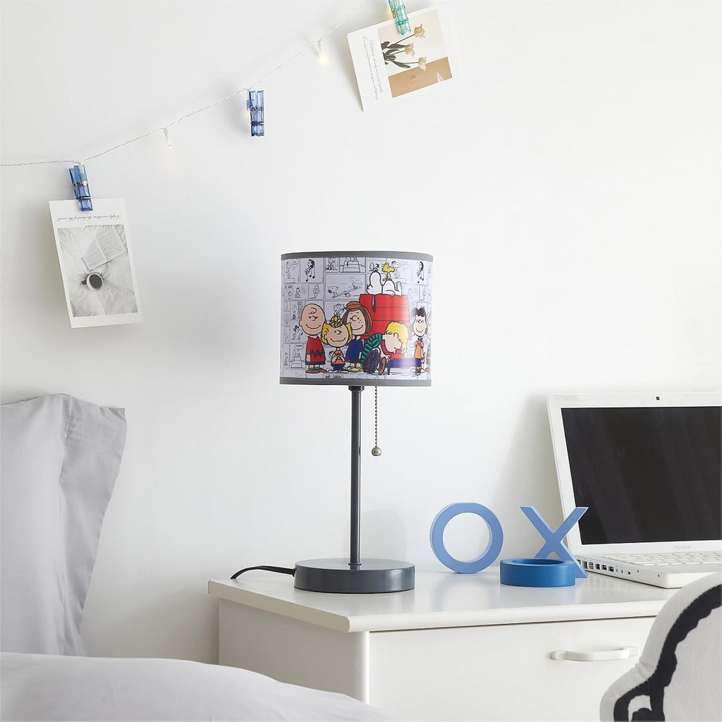Table Lamp for Kids, Stick Lamp with Printed Shade & Pull Chain, Bedroom or Nursery Nightstand Lighting,Peanuts