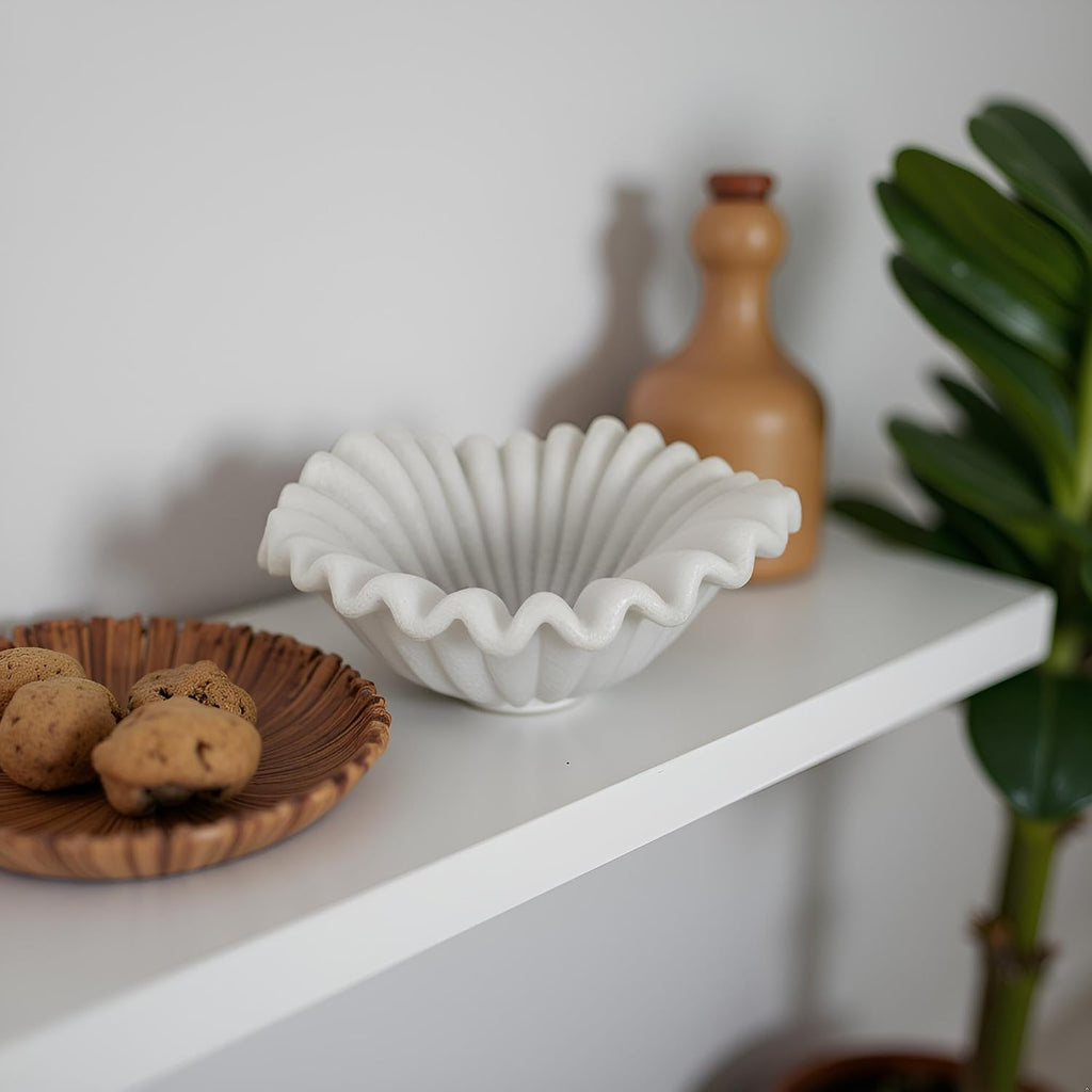 Small Decorative Bowl decor, Scalloped Pedestal Bowls for Modern Home Decor,Ruffle Decor,Stylish Key Bowl for Entry
