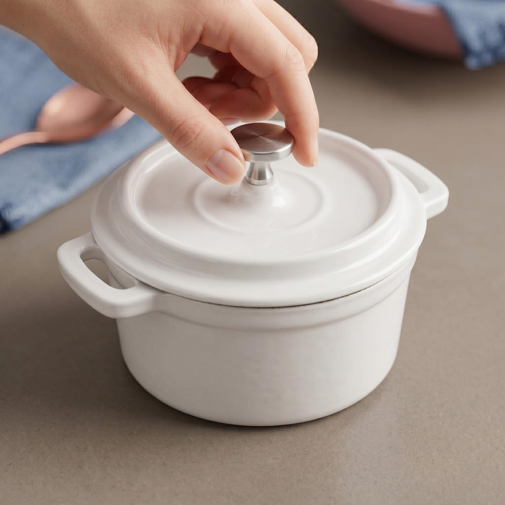 Mini Cocotte 16 oz Mini Dutch Oven 0.5 qt. Cast Iron Garlic Roaster for Oven Garlic Confit Pot Ramekins with Lids