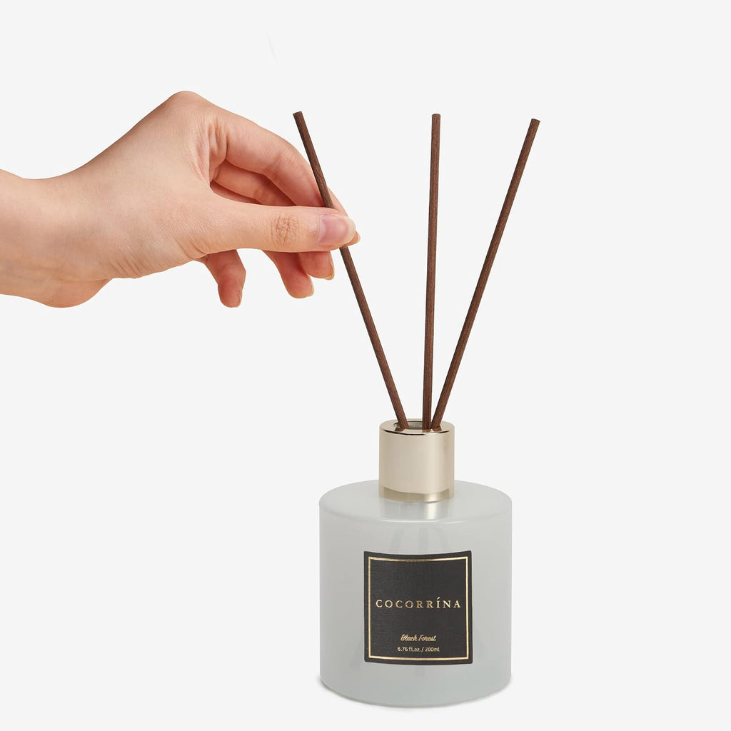 Reed Diffuser Sets, 6.7 fl oz. Black Forest Diffuser with Sticks Home Fragrance Reed Diffuser Shelf Decor