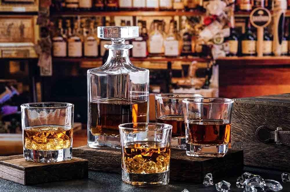 Whiskey Decanter Glasses Set Lead-Free Crystal Glass Scotch Tasting Cups Wine Bottle for Drinking Irish Whisky - Set of 5