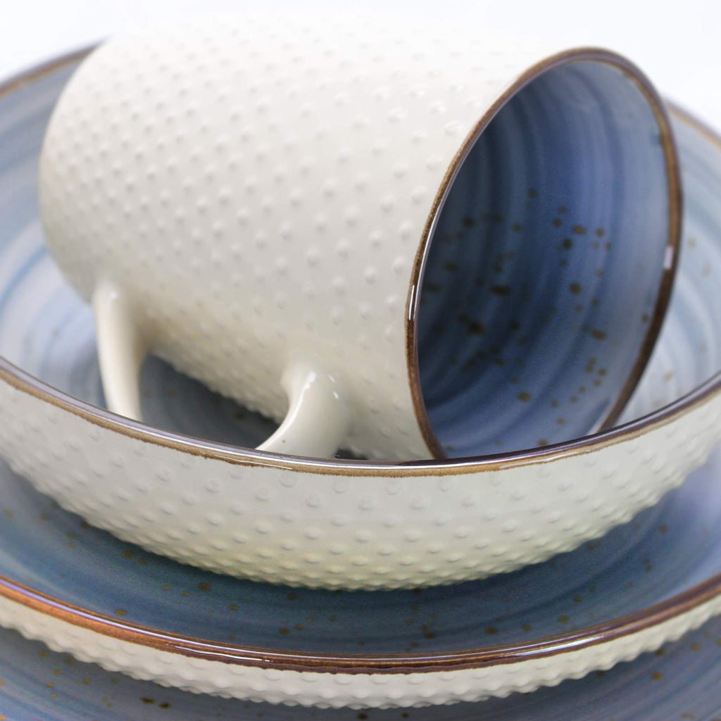Luxurious Mellow 16Piece Dinnerware Set in Powder Blue with Complete Setting for 4
