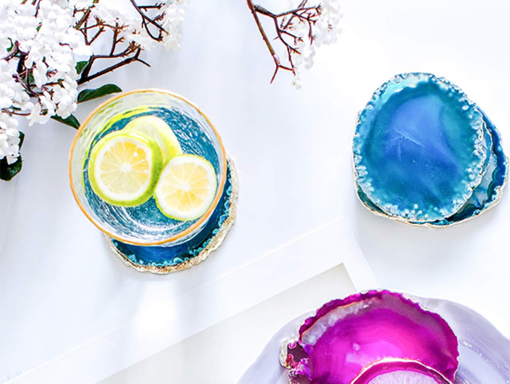 Mixed Color Agate Coasters Set of 4, Dyed Crystal Coaster for Drinks, Geode Agate Slice with Gold Edge, with Rubber