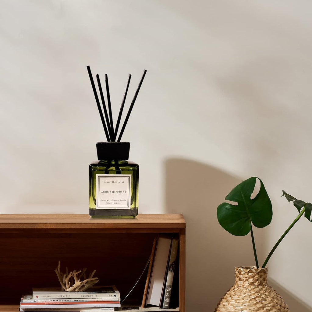 Hotel Colletion Reed Diffuser, Clean White Floral Fragrance with Bergamot & Warm White Musk, Air Freshener, Home