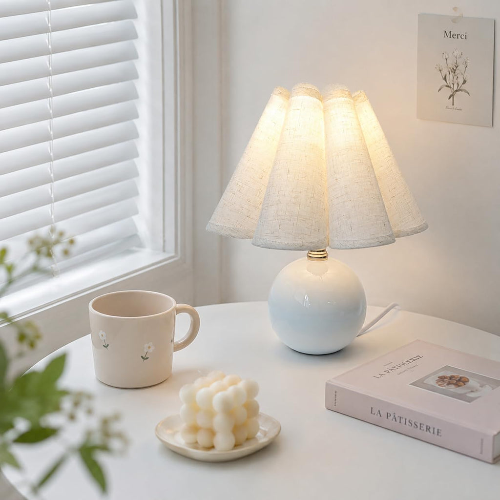 Small Ceramic Table Lamp, 11.5'' Cute Scalloped Lamp (White)