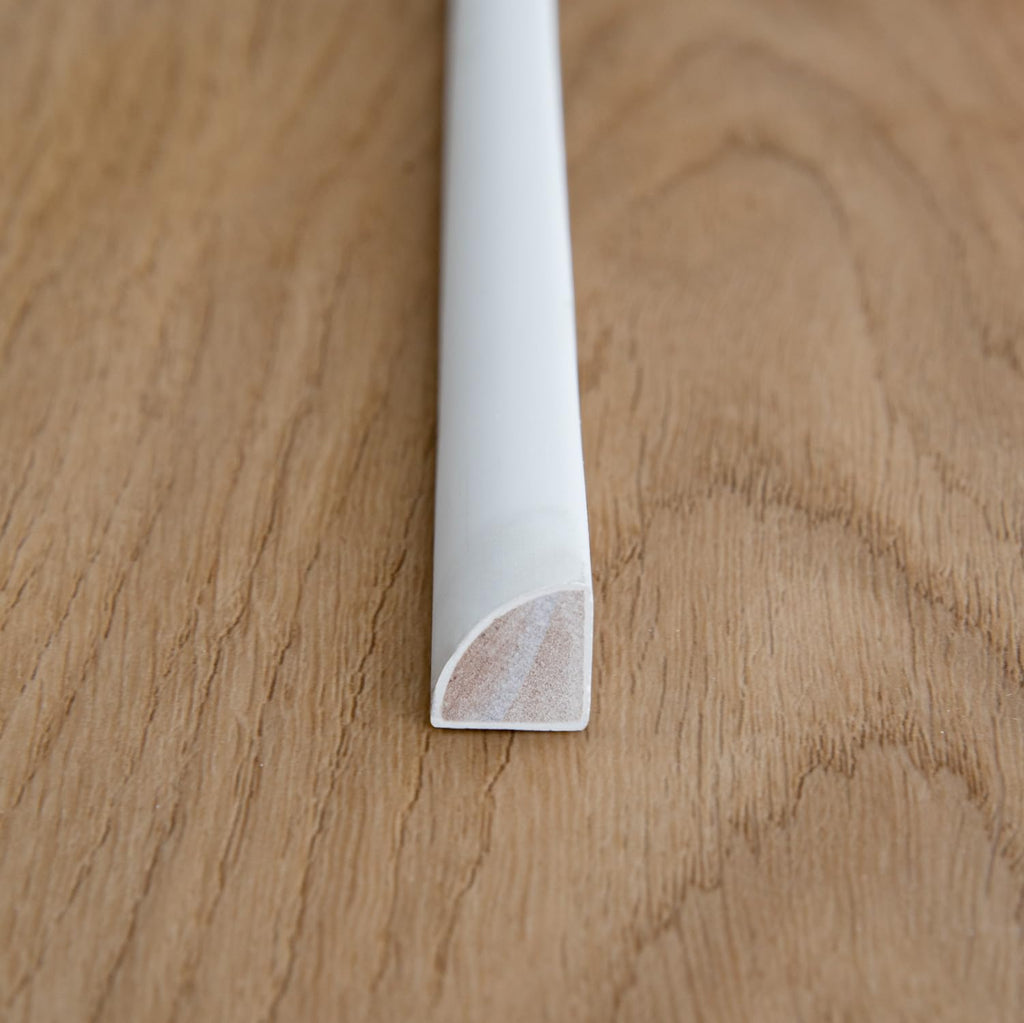 1/2′′ ×1/2′′ × 94′′ Solid Pine Quarter Round Trim - Double Primed & Painted - 50-Piece Bundle, Ships Free