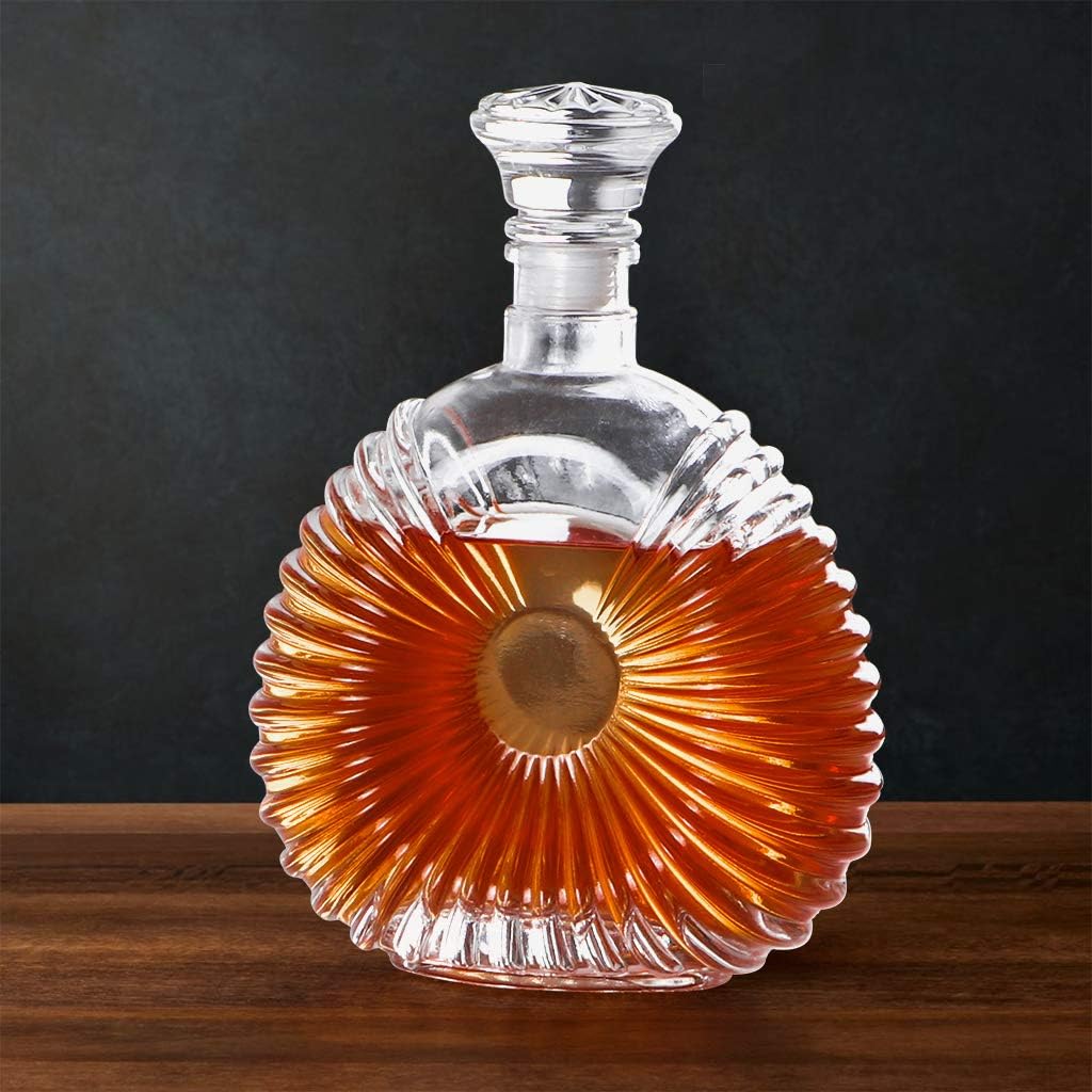 Liquor Decanter, Glass Decanter with Airtight Stopper, Decanter Bottle for Whiskey, Brandy, Scotch, Bourbon 24oz/700ml