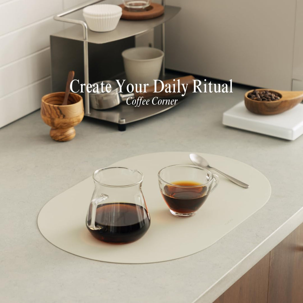 Oval Silicone Placemats Set of 4, 18.1 x 12.2 Inch Large Heat Resistant Non Slip Table Mats, Waterproof Dishwasher