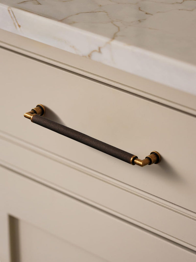 10 Pack Antique Brass Cabinet Pulls 7-9/16" Hole Center Knurled Vintage Drawer Pulls Bathroom Dresser Handles
