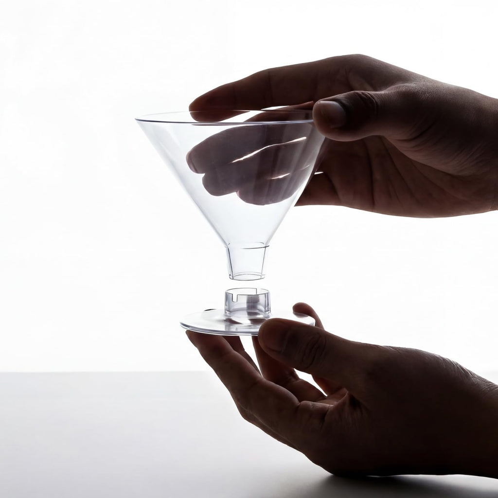 Clear Plastic Martini Glasses for Parties Weddings Bars