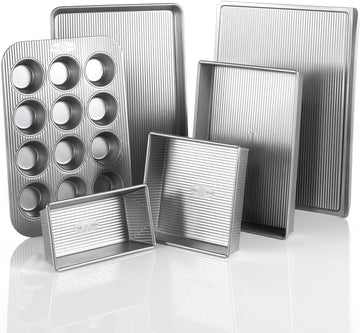 6 Piece Nonstick Bakeware Set