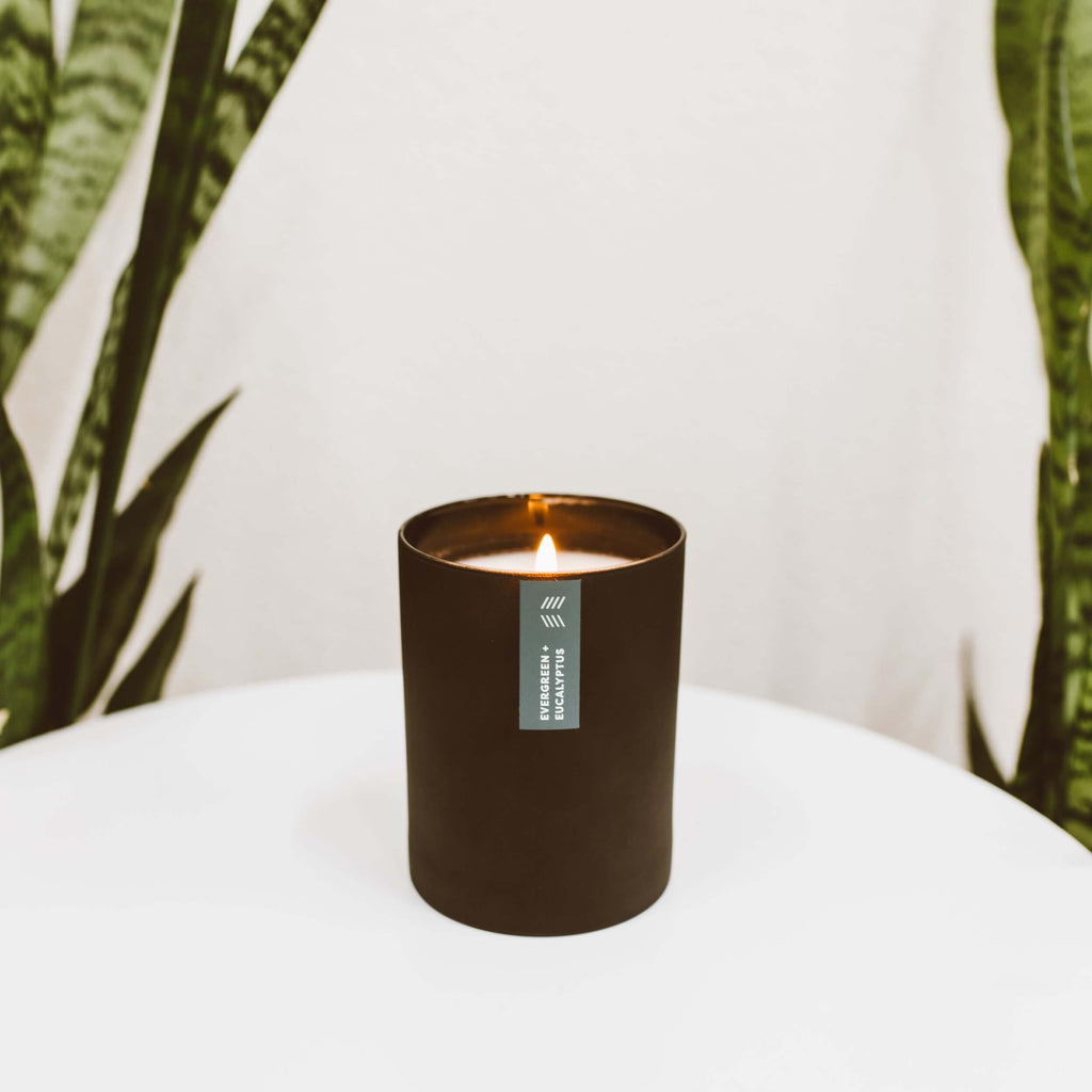 Evergreen & Eucalyptus Scented Candle - 75 Hour Burn