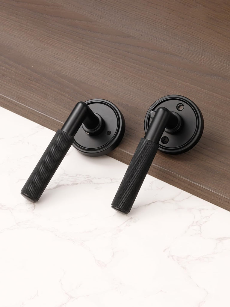 Knurled Door Lever Black Privacy Door Handle, 1 Pack
