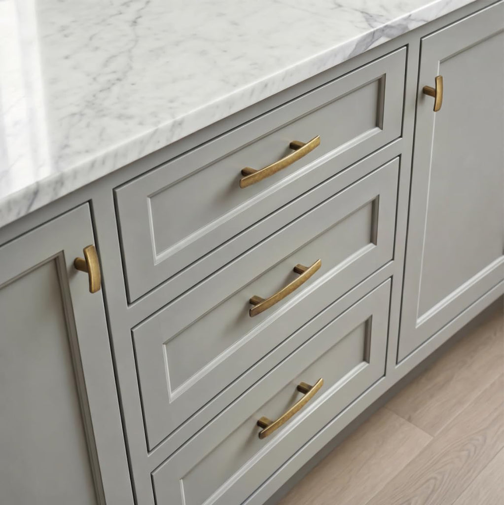25 Pack Antique Brass Cabinet Pulls, Solid Zinc Alloy, 5 Inch CC