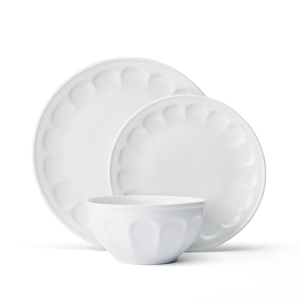 And Floyd Everyday Vintage Scalloped Porcelain 12 Piece Dinnerware Plate Bowl Set, Service for 4