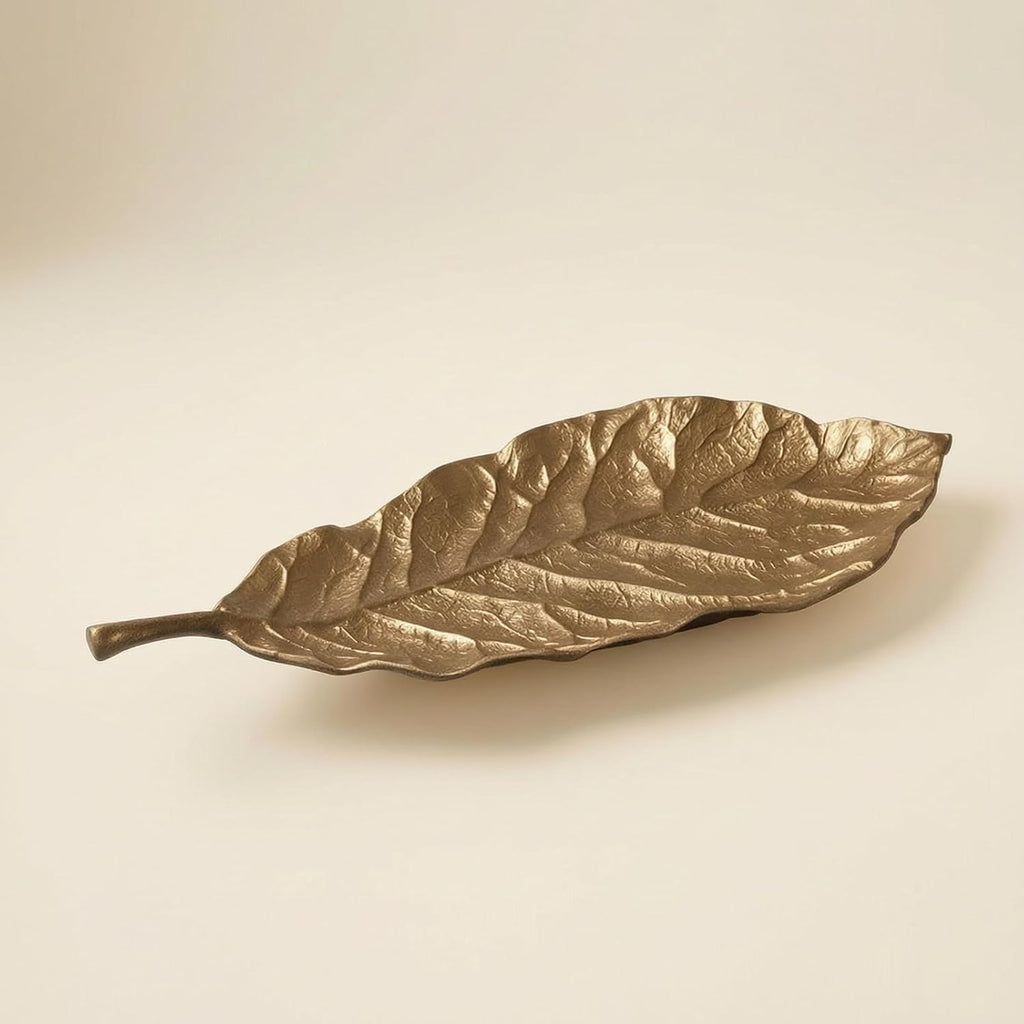 Decorative Tray Cast Aluminum Leaf Tray Metal Catchall Dish Organizer with Elongated Shape and Veined Texture