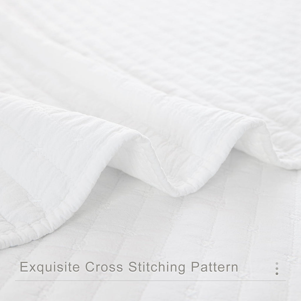 White Oversized King Quilt 120x120, Lightweight, 3 Piece Extra Large Modern California King Coverlet Set Ultra Soft