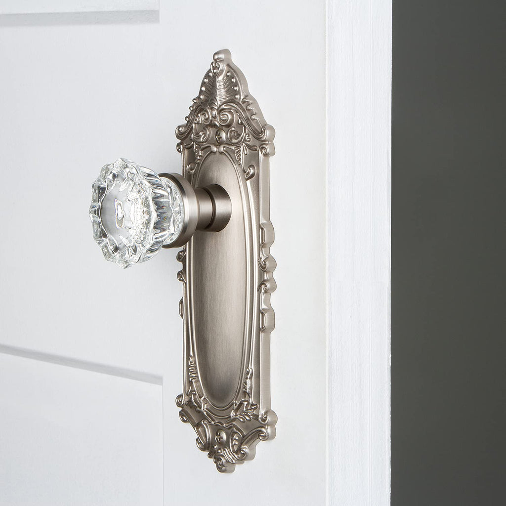 Victorian Plate & Interior Crystal Door Knob