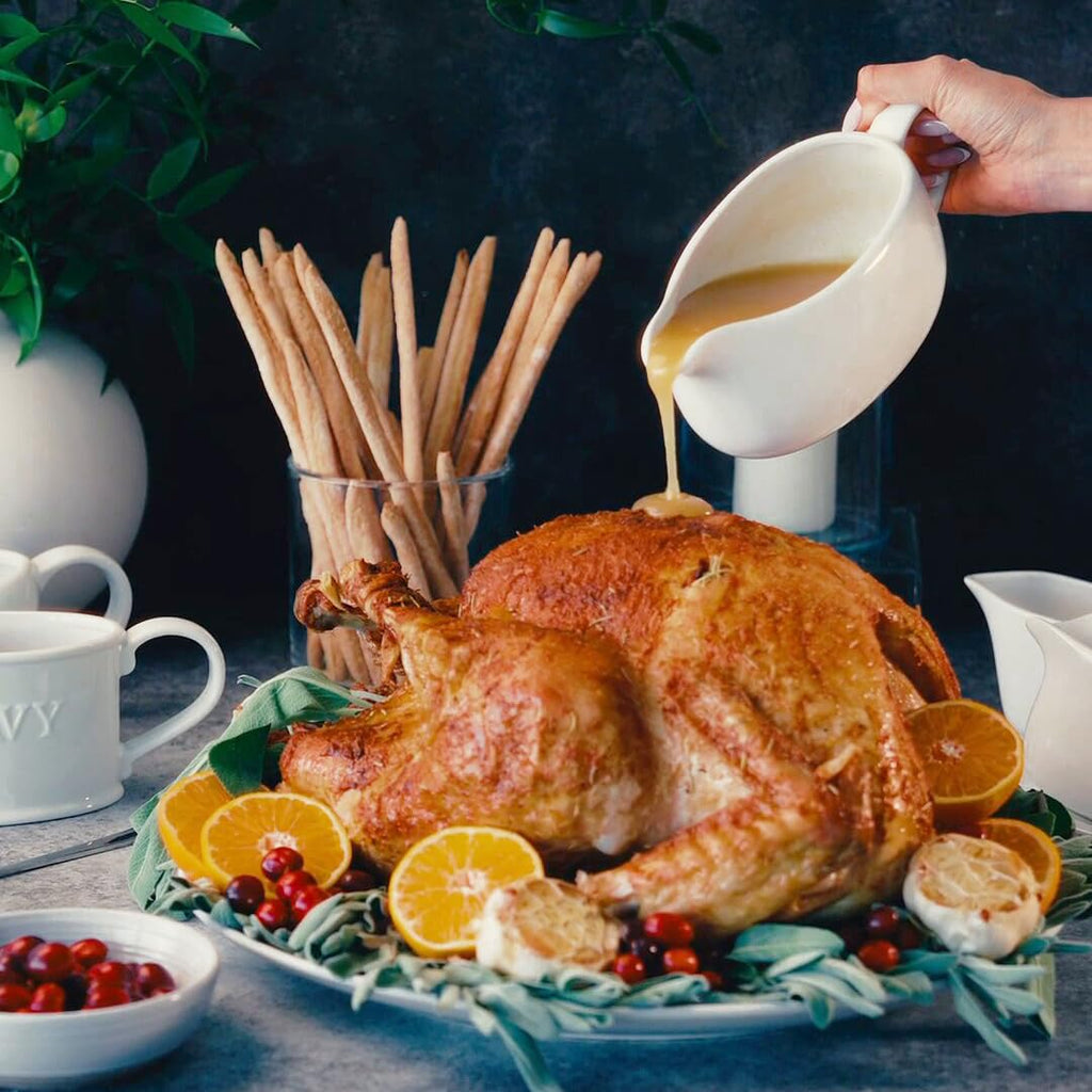 Ceramic Gravy Boat with Saucer & Spoon, 23.8 oz, White