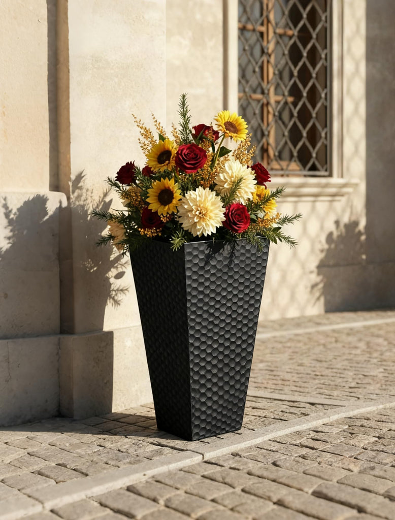 Black Metal Taper Planter with Inner Pots, Indoor Planter Pots