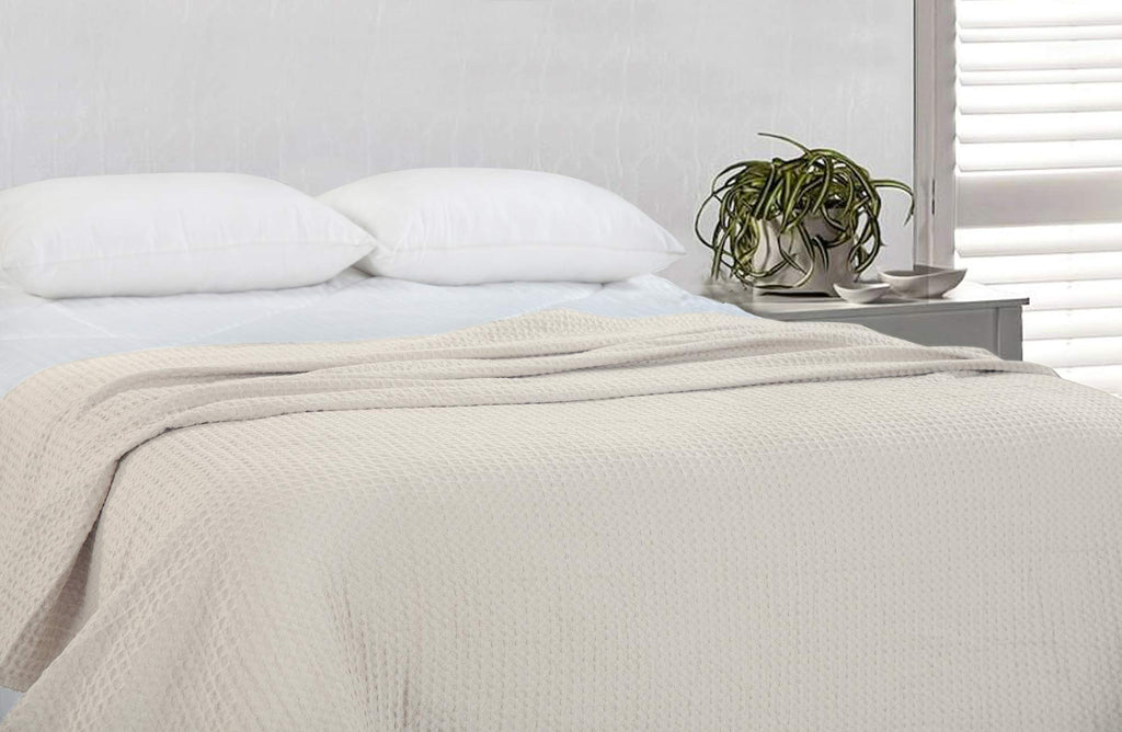 100% Combed Cotton Blanket- Queen Size Bed Blanket- Warm Soft All Season Breathable Lightweight Summer Blankets