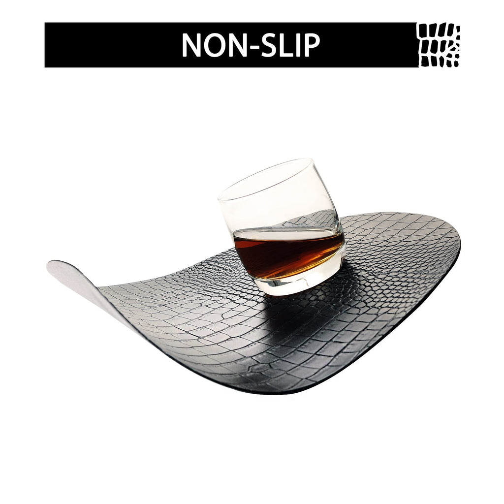 Round Leather Placemats for Round Tables Set of 4, Black Place Mats and Coasters, Washable Easy to Care for Indoor