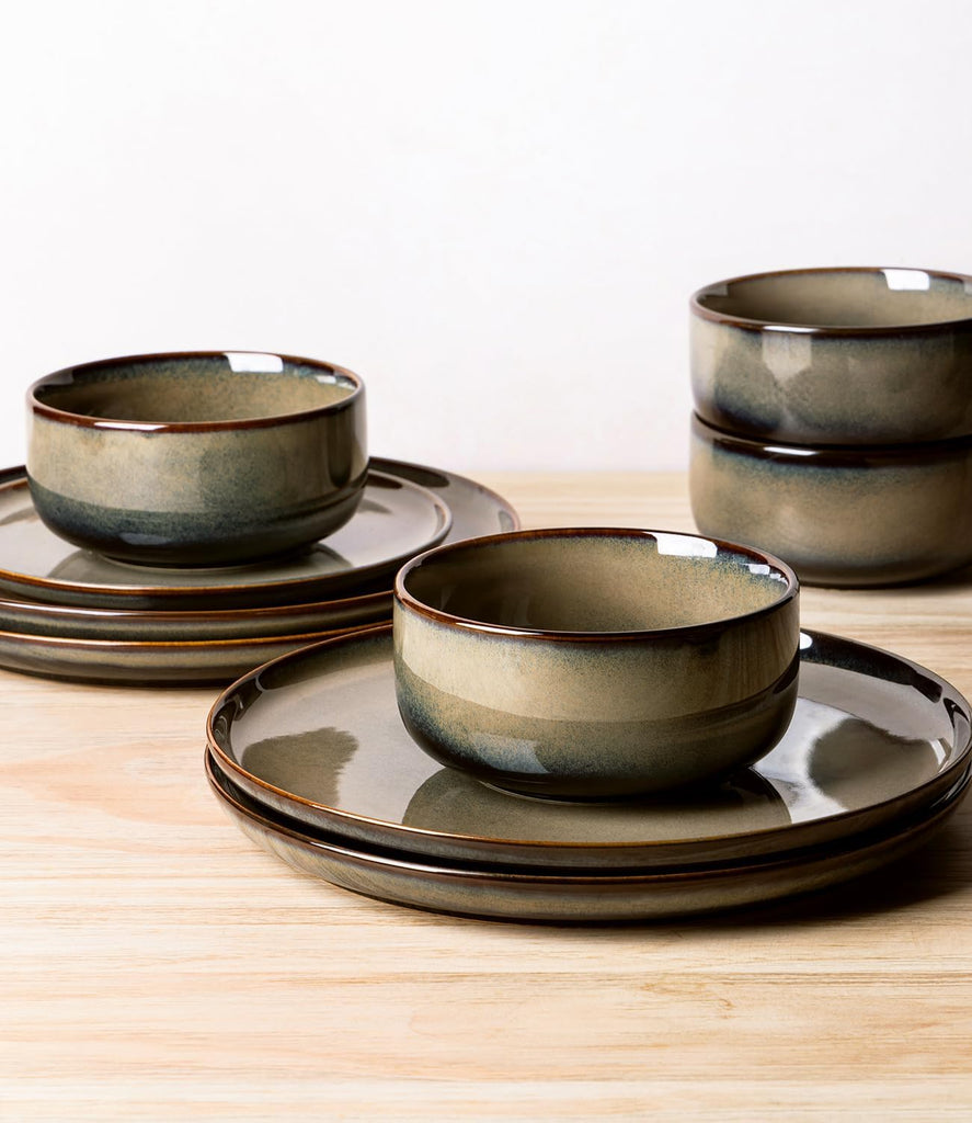 Ceramic Dinnerware Sets for 8, 24 Pieces Handmade Reactive Glaze Plates and Bowls Set, Scratch Resistant Dish Set