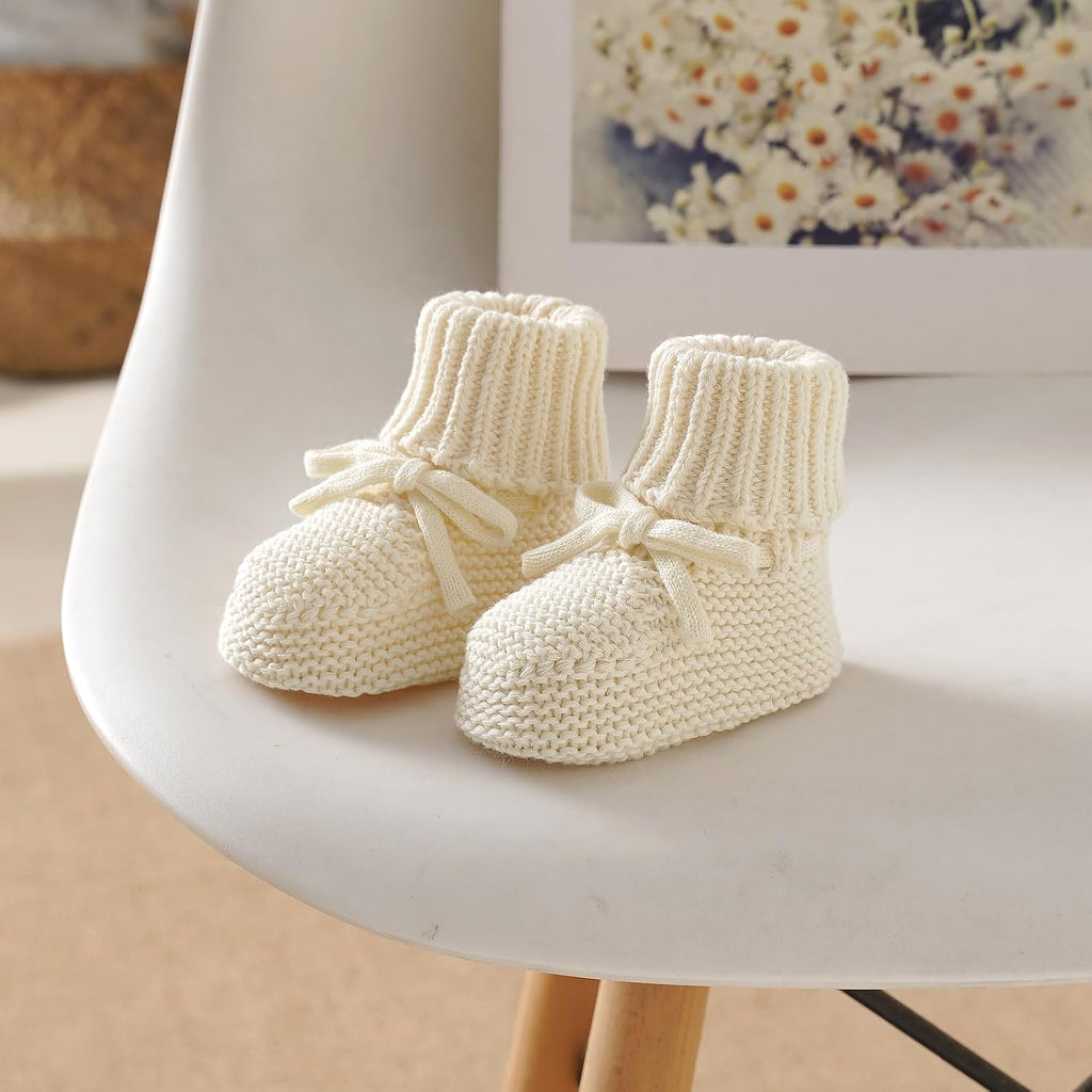 100% Organic Cotton Baby Beanie and Booties Set