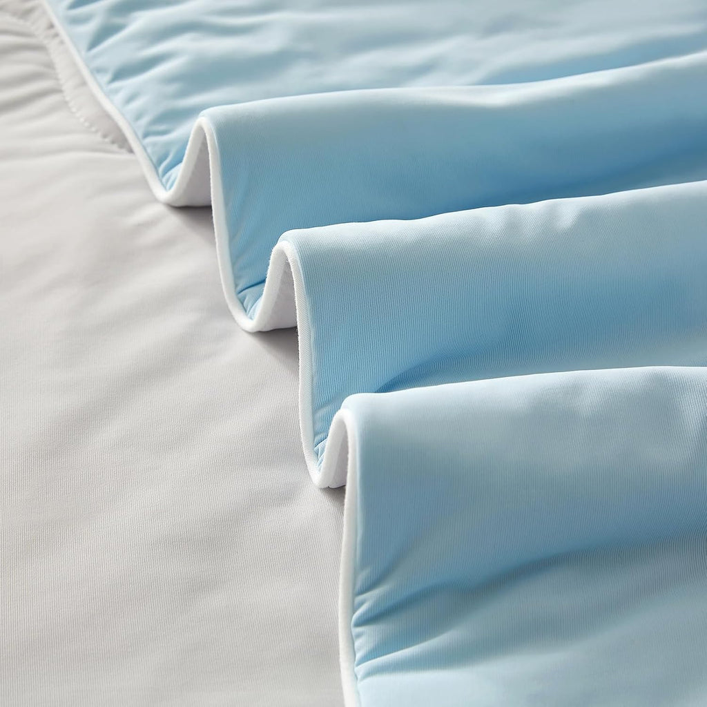 Cooling Comforter King, Q-Max 0.45 Lightweight Breathable Cooling Blanket | Double-Sided Aqua Blue Silk Smooth Summer