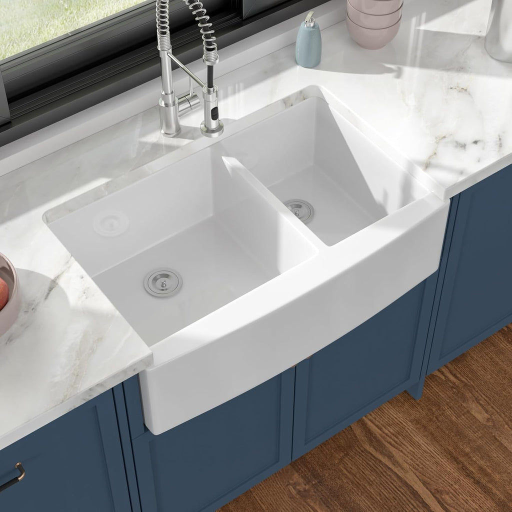33 In. White Fireclay Farmhouse Sink Curved Apron Front Country Style, 60/40 Double Bowl Kitchen Sink, 33"x21"x10"