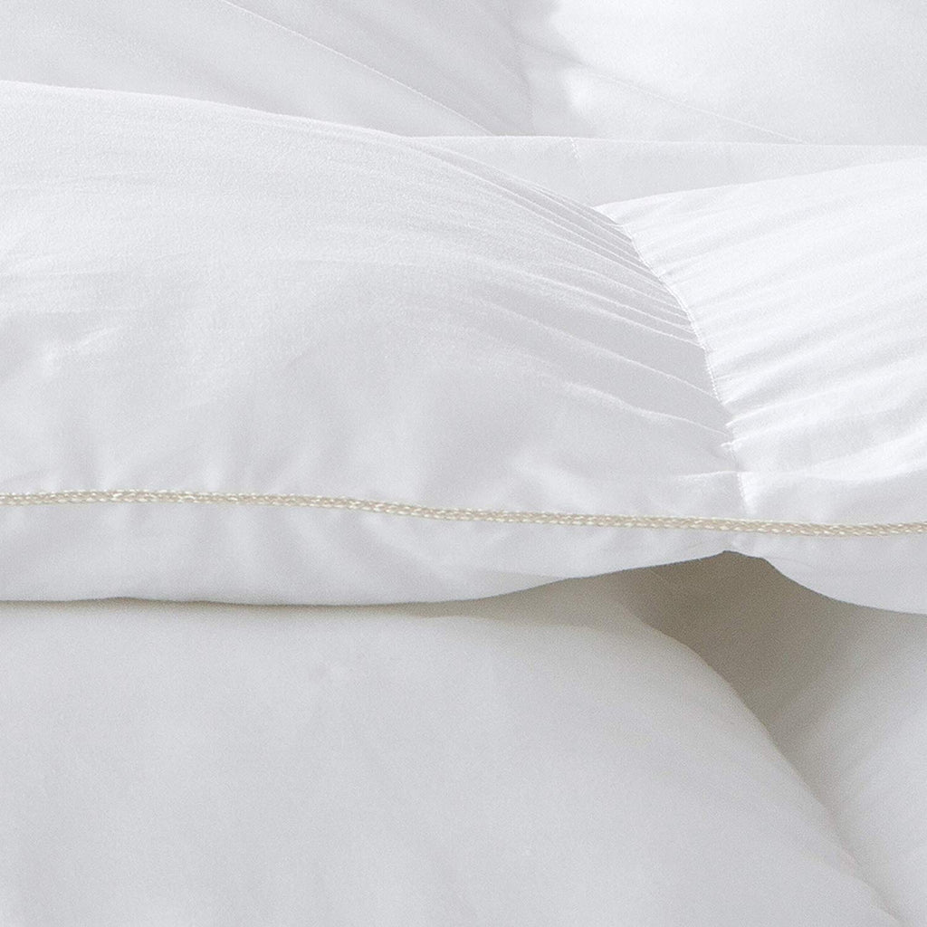 Luxurious California King Size Lightweight Goose Down Comforter Duvet Insert All Season, 1200 Thread Count 100%