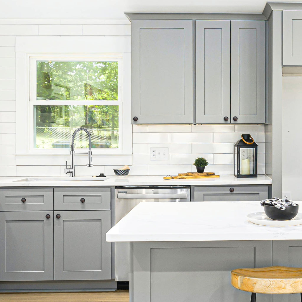 Oil Rubbed Bronze Round Cabinet Knobs,Zinc Pulls,1-1/4 Inch,30 Pack