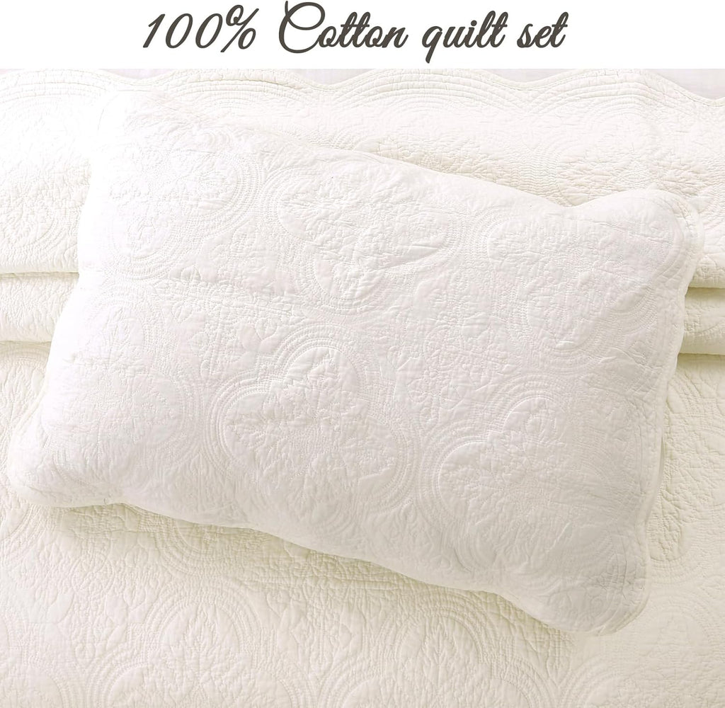 100% Cotton Medallion Off White Matelasse Embossed Bedding Quilt Set, Reversible Lightweight Bedspread, Coverlet for All Season (Blantyre - Ivory, Queen - 3 piece)