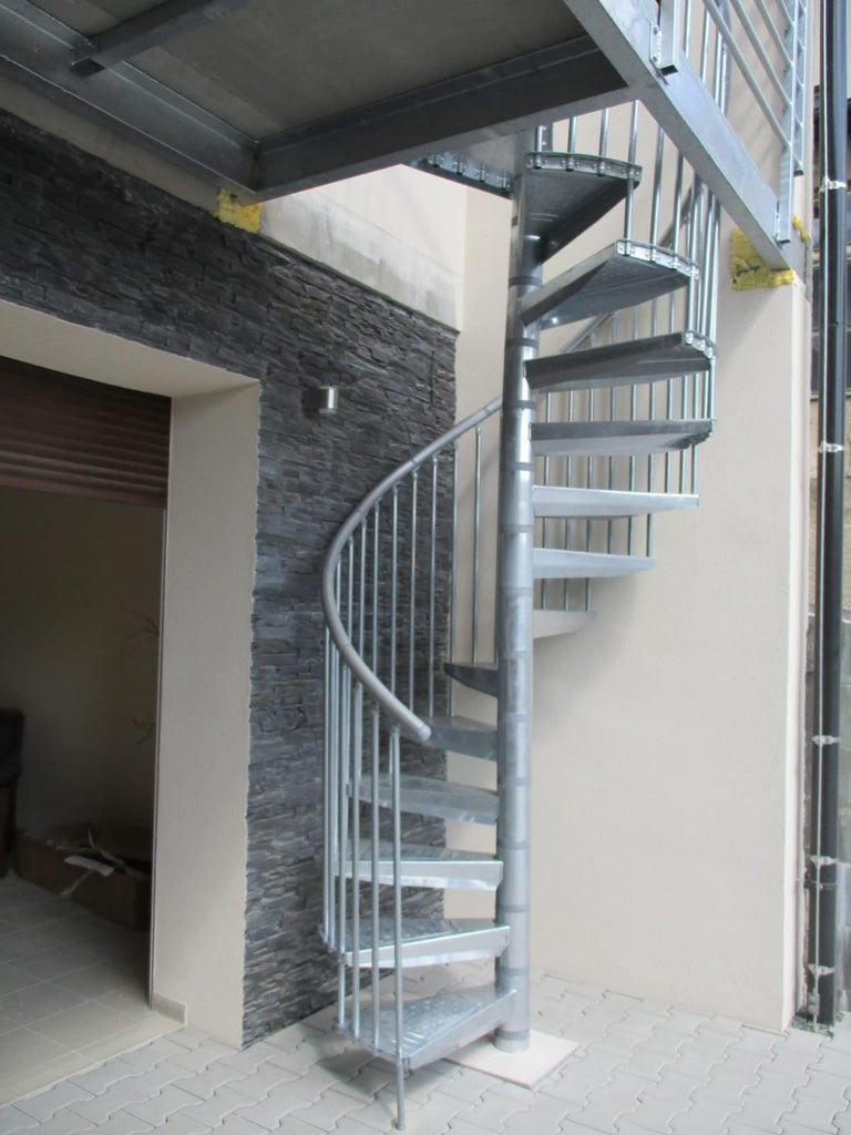 Austrian Outdoor Spiral Staircase, Galvanized Steel Non-Slip Step Railing, Aluminum Powder Coated Handrail, 47.24"