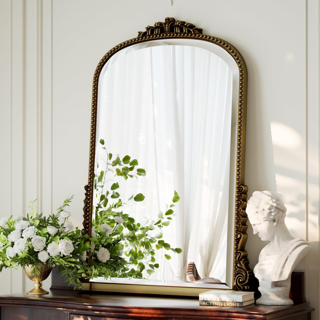 28"×40" Gold Arched Wall Mirror with Vintage Carving