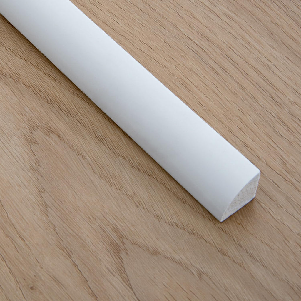 3/4′′ × 3/4′′ × 94′′ Solid Pine Quarter Round Trim - Double Primed & Painted - 13-Piece Bundle, Ships