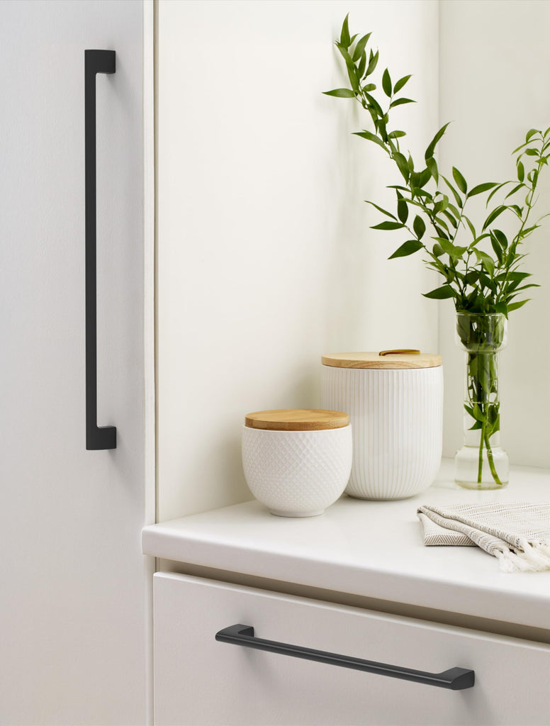 12" Riva Matte Black Appliance Pull