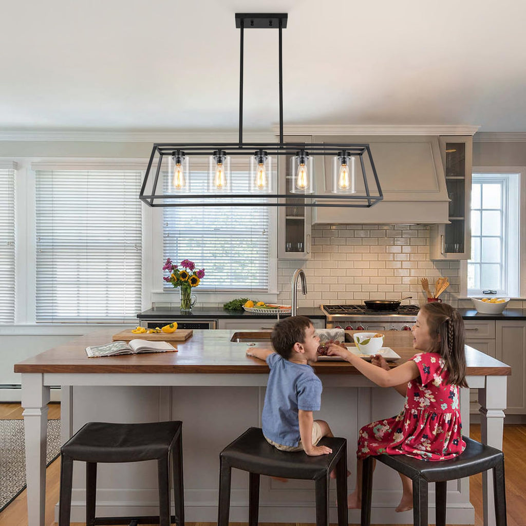 Rectangle Chandeliers Light fixtures Over Table
