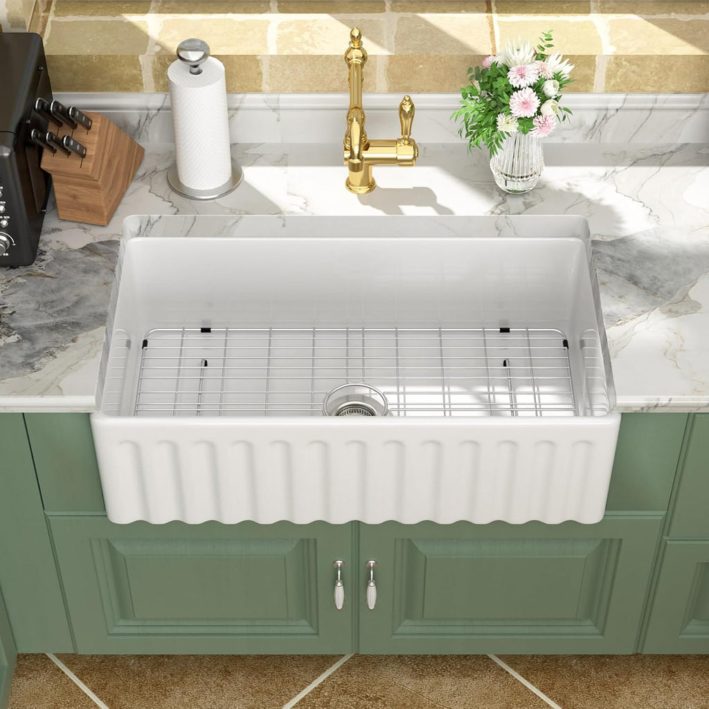33 Inch White Fireclay Farmhouse Sink with Pop-up Drain | Reversible Farm Sink 33x18x10 Durable Ceramic Apron Front