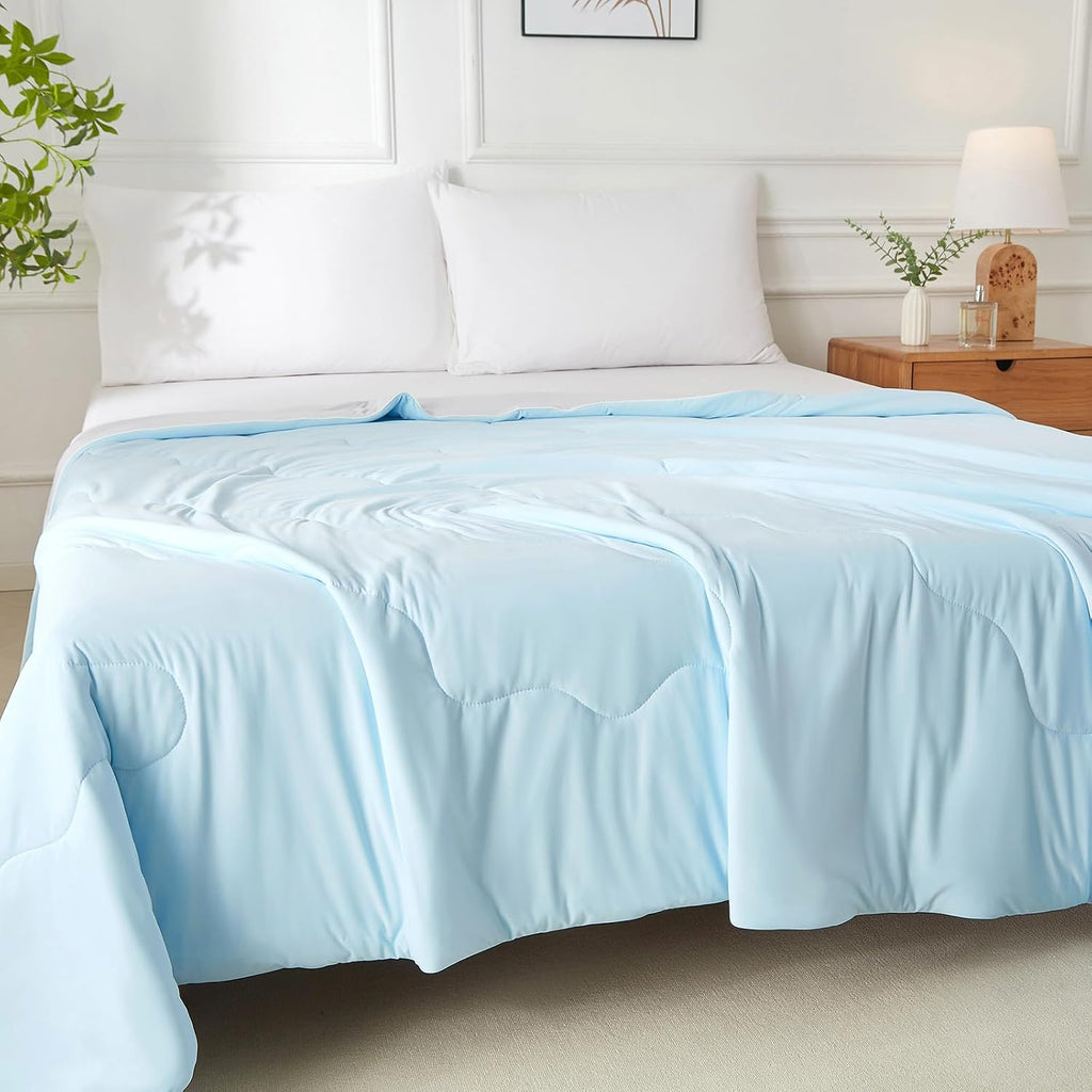 Cooling Comforter King, Q-Max 0.45 Lightweight Breathable Cooling Blanket | Double-Sided Aqua Blue Silk Smooth Summer